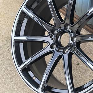 Rueda de Aluminio Fundido con Acabado Negro Brillante, 5 Orificios, 5x112 5x130, 19-22 Pulgadas, Multirradio, Nueva para Automóvil de Pasajeros - Product Image 3