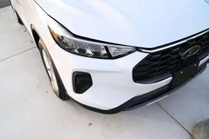 Escape Active 2023 Nuevo, Manual, Interior Oscuro, con Cámara Trasera y Baca Metálica en Venta - Product Image 5