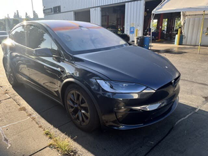 Limpieza perfecta 2024 T e s l a Modelo X AWD - Product Image 6