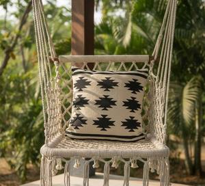 Housse de coussin carrée moderne en coton, motif floral, fermeture éclair, lavable, noir et blanc, personnalisable, couture hôtelière - Product Image 5