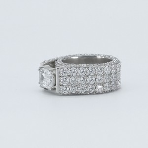 แหวนเพชรสำหรับปลูกในห้องปฏิบัติการทรงกลมสีขาวทอง14 KT สีขาวมรกตตัดที่มีความชัดเจน VVS - Product Image 3