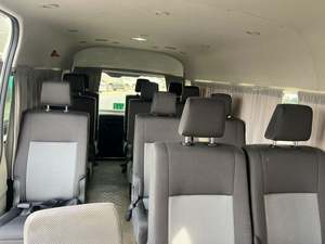 HIACE 2023 USADA EN EXCELENTES CONDICIONES, 13 PLAZAS - Product Image 6