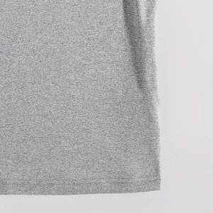 T-shirt en coton imprimé pour femmes T-shirt à manches longues et col rond avec logo Pull personnalisé pour femmes du Vietnam - Product Image 3