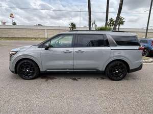 Remise Spéciale 2025 Kia Carnival Hybride SX Prestige FWD 4D Van de Transport de Passagers - Product Image 4