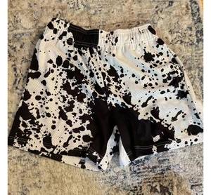 Short de basket-ball pour hommes sur mesure de haute qualité maille respirante sublimée avec fermeture à cordon de serrage à motif solide pour les garçons de l'équipe - Product Image 4