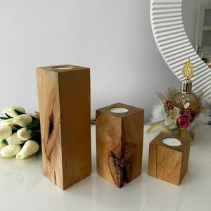 Ensemble de 3 bougeoirs en bois faits à la main de qualité supérieure, décoratifs et luxueux, pour la décoration de la maison pendant la saison des fêtes de Noël - Product Image 4