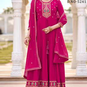 นักออกแบบล่าสุดเย็บปักถักร้อยเรยอนหนัก Anarkali Kurti ตั้งโดย Fab Zone - Product Image 2