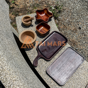 Assiette de collation de fruits en bois massif irrégulière de haute qualité grandes assiettes de service à salade en bois bols en bois de ruber TAIMARS - Product Image 5