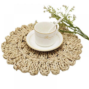 Manteles individuales tejidos de algas marinas hechos a mano al por mayor para mesa de comedor, juego de 6 con servilleteros de Vietnam - Product Image 2