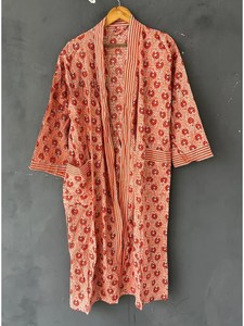 Abito da bagno <span class=keywords><strong>Kimono</strong></span> floreale in cotone indiano vestaglia fatta a mano per l'estate e la primavera biancheria da notte Free Size con motivi - Product Image 3