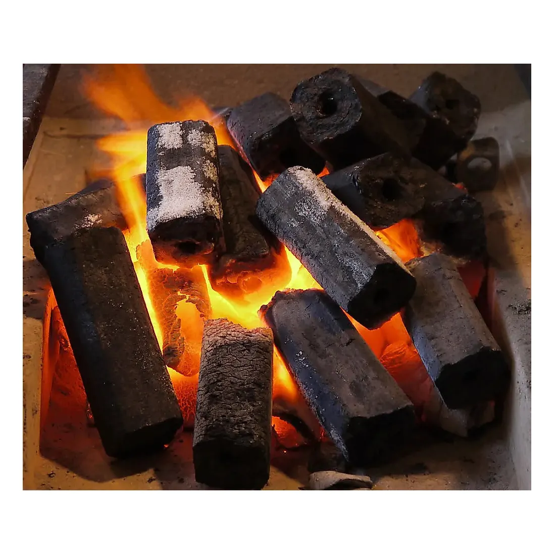 Chất lượng cao gỗ cứng gỗ cứng than/Gỗ sồi trắng than BBQ than