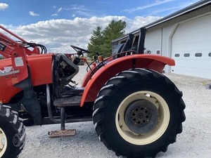 Tractor Agrícola ZZETOR 6441 de 22HP con Motor y Componentes de Transmisión - Product Image 6