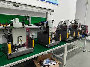 Máquina de Moldeo por Fusión en Caliente de Baja Presión de Escritorio para Prototipos Electrónicos y Producción en Pequeños Lotes - Product Image 3