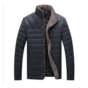 Chaqueta acolchada de burbujas de diseñador ligera para hombre, logotipo bordado personalizado, bolsillos con cremallera, estilo de calle, Abrigo acolchado de invierno - Product Image 4