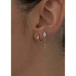 Petites boucles d'oreilles Huggie en or rose, style religieux tendance, plaqué or rhodié, ensemble géométrique diamant et perle pour mariages et fêtes - Product Image 6