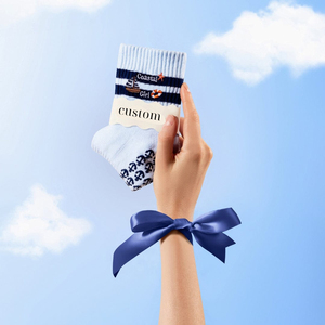 Calcetines de agarre personalizados de alta calidad, fabricante de Calcetines antideslizantes para Yoga y Pilates para mujeres y niñas, venta al por mayor, proveedor de calcetines deportivos a granel - Product Image 2