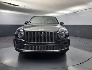 Utilizado cuidadosamente 2023 B E N T L E Y BENTAYGA EWB Azure V8 AWDlow kilometraje Motor de sonido título limpio Entrega puerta a puerta