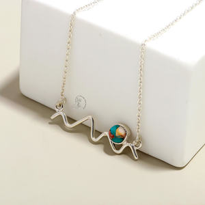 สร้อยคอ Lover's Design ขายดี จี้คลาสสิก ประดับด้วยหินเทอร์ควอยซ์แท้ทรงกลมเจียระไนแบบ Prong Setting ดีไซน์ทันสมัย - Product Image 3