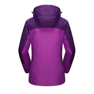 Chaqueta de esquí para mujer personalizada Proveedor OEM con impresión de logotipo de carcasa impermeable a prueba de viento y opciones de etiqueta privada - Product Image 5