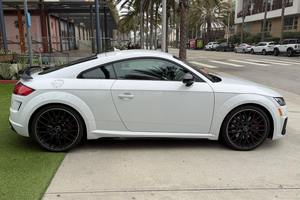 Audi TTS Coupé Turbo de 4 cilindros, usado, limpio, año 2021 - Product Image 2