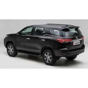 Conduisez avec style avec la Toyota Fortuner 2020 - Product Image 6