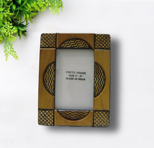 Cadre photo en bois de résine d'incrustation d'os de corne de qualité d'exportation classique pour la décoration intérieure et le salon article cadeau polyvalent - Product Image 1