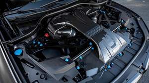 2022 B/M/W X.5-M Competition SUV Automático con Techo Solar, Faros Delanteros, Cámara Trasera 360, Asientos Eléctricos - Product Image 6