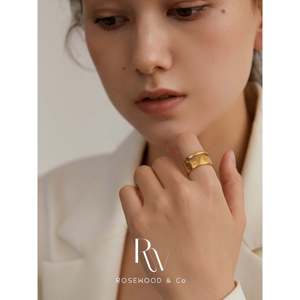 Anello Unisex a Fascia Spessa Impermeabile, Anello Doppio con Intarsio Dorato 4mm, Anello Maschile Resistente all'Ossidazione, Idea Regalo - Product Image 2