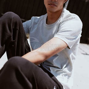 T-shirt vintage de haute qualité lavé à l'acide en gros t-shirts pour hommes délavés à l'acide surdimensionnés à vendre - Product Image 5