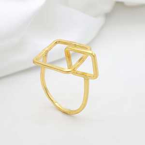 Los mejores anillos de moda de lujo para hombre al por mayor hechos a mano ajustable cuadrado chapado en oro Real diseño geométrico elegante joyería de latón - Product Image 5