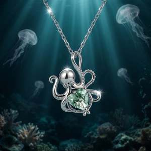 Collier pendentif pieuvre thème océan Jeulia avec agate mousse en forme de cœur - Product Image 4