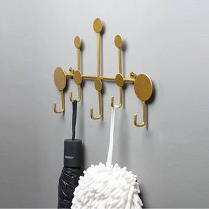 Porte-manteau mural moderne en métal avec accents ronds pour accrocher les clés, les sacs, les accessoires et ajouter une organisation élégante aux espaces de la maison - Product Image 5