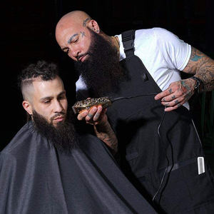 Custom Design Men's Apron and Beauty Salon Hairdresser <b>Denim</b> <b>Fabric</b> Barber Apron Hairdressing Salon Apron - Product Image 4