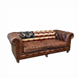 Sofá Chesterfield de Dos Plazas Premium, Asientos Profundos y Cómodos, Diseño Atemporal, Ideal para Sala de Estar o Oficina - Product Image 6