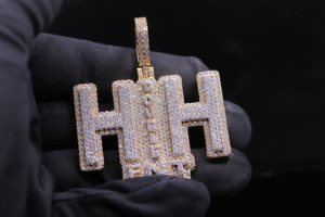 Joyería de Rap Personalizada, Colgante de Diamantes de Acero Inoxidable con Incrustaciones de Diamantes para Unisex - Product Image 3