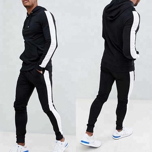 Chándal de entrenamiento de dos piezas para hombre personalizado Tech Fleece para correr de invierno y fútbol cómodo traje de entrenamiento de invierno - Product Image 6