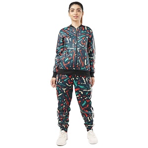 ชุด jaet jaet ของผู้หญิงฉ่ำ coutour เสื้อครอปผ้า Veet ทรงสลิมฟิตเสื้อมีหมวกกำมะหยี่สำหรับฤดูหนาวโลโก้หรูหราที่กำหนดเอง - Product Image 1