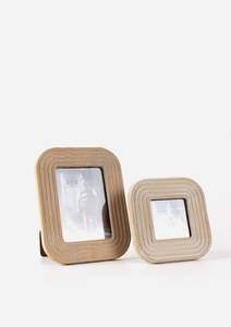 Cadre Photo Simple MODERNE FAIT À LA MAIN Table Taille Personnalisée COULEUR NATURELLE MDF CADRE PHOTO Cadre En Gros Mdf Cadre Photo - Product Image 3