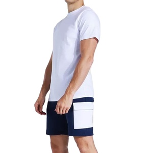 ชุดเซ็ตฤดูร้อนผู้ชายแบบเข้ารูปทันสมัย เสื้อแขนสั้นกางเกงขาสั้นสองชิ้น และชุดกางเกงขาสั้นและเสื้อยืดผู้ชายระดับไฮเอนด์ ปี 2026 - Product Image 5