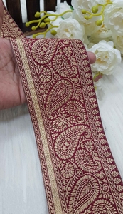 Hecho a medida sobre tela de base blanca bordado floral en muchas formas de color en diseños étnicos para diversos fines en diferentes s - Product Image 6