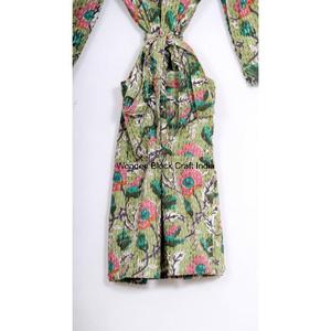 Veste Kantha 100% coton pur faite à la main pour femmes, mode vintage de festival, kimono court matelassé, vêtements de nuit pour l'été - Product Image 6