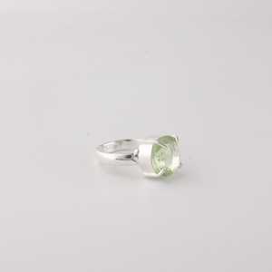 Bague élégante bohème en argent sterling 925 faite à la main avec améthyste verte ovale de 1,40 carat certifiée IGI pour femme, cadeau - Product Image 3