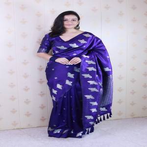 VASTRA COTTAGE Weicher Moonga-Seiden-Sari mit Zari-Blumenmuster, Reichhaltiger Doppel-Zari-gewebter Pallu, Einzigartiger Vogelrand mit Brokat-Bluse - Product Image 5