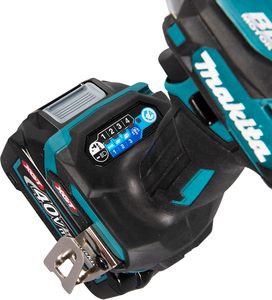 Atornillador de Impacto Inalámbrico Makita 40V Max XGT sin Escobillas 567890 con Mango de Plástico y Baterías de Varios Estilos - Product Image 6