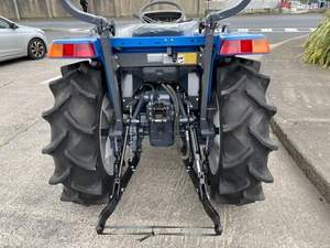 รถแทรกเตอร์การเกษตร เครื่องจักรกลการเกษตร - Product Image 2