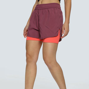Pantalones cortos deportivos de entrenamiento de secado rápido transpirables de doble capa 2 en 1 para mujer personalizados, pantalones cortos deportivos básicos informales sexis para correr - Product Image 3