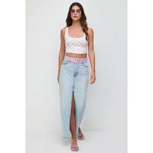 Blusa con estampado y tirantes gruesos - Product Image 5