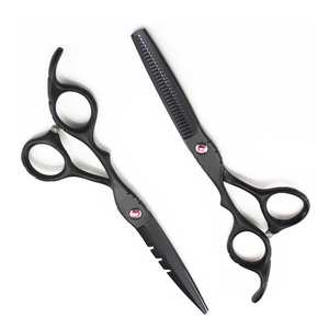 กรรไกรตัดผมที่ทนทานและคมสำหรับการตัดสะอาดเหมาะกับการทำงานของช่างตัดผมเพื่อการใช้งานที่สะดวกสบาย - Product Image 5