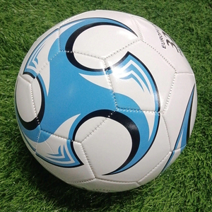 Machine de match d'entraînement de taille 5 de football adulte de haute qualité spécialisée dans la couture 32 pièces de ballons de football en PU - Product Image 5