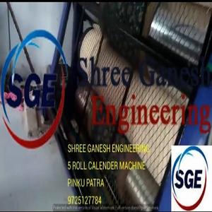 Shree Ganesh Engineering 66 "Largeur Corps Lourd Électrique Semi-Automatique 5 Rouleau Calendrier Machine Haute Tension Textile Finition - Product Image 4